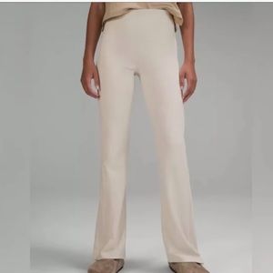LULULEMON SOFTSTREME RIBBED ZIPPED FLARES